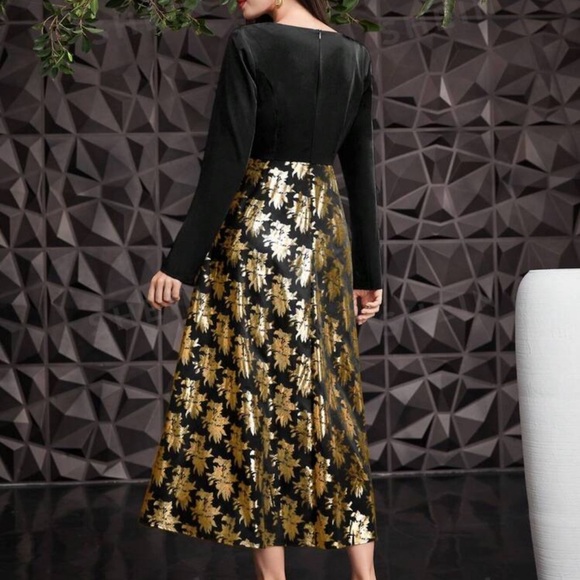 Beautiful black and golden dress size xl new never worn - Picture 4 of 4